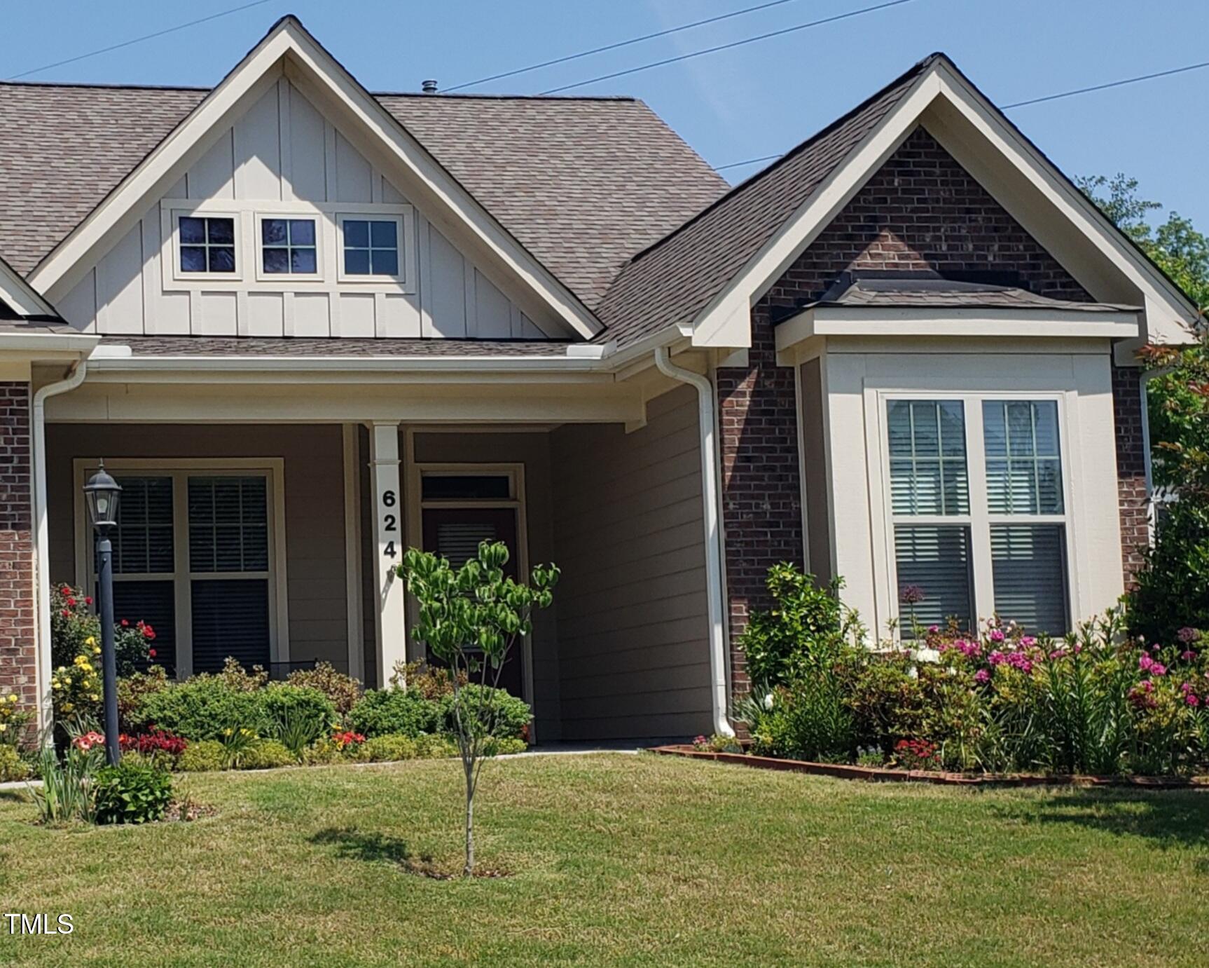 624 Meadowgrass Lane