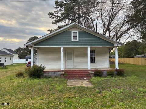 208 3rd Street Erwin NC 28339