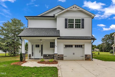 A home in Dunn