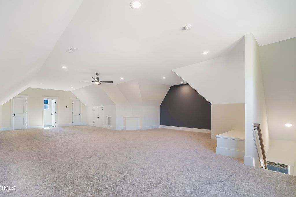 listing image 81
