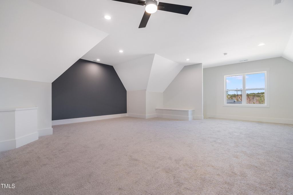 listing image 86