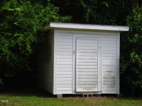 A home in Dunn