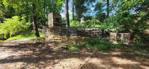 A home in Holly Springs