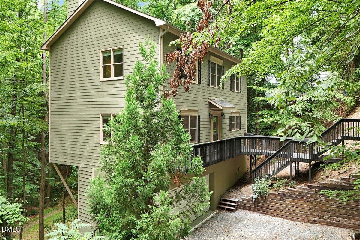 629 Brookview Drive