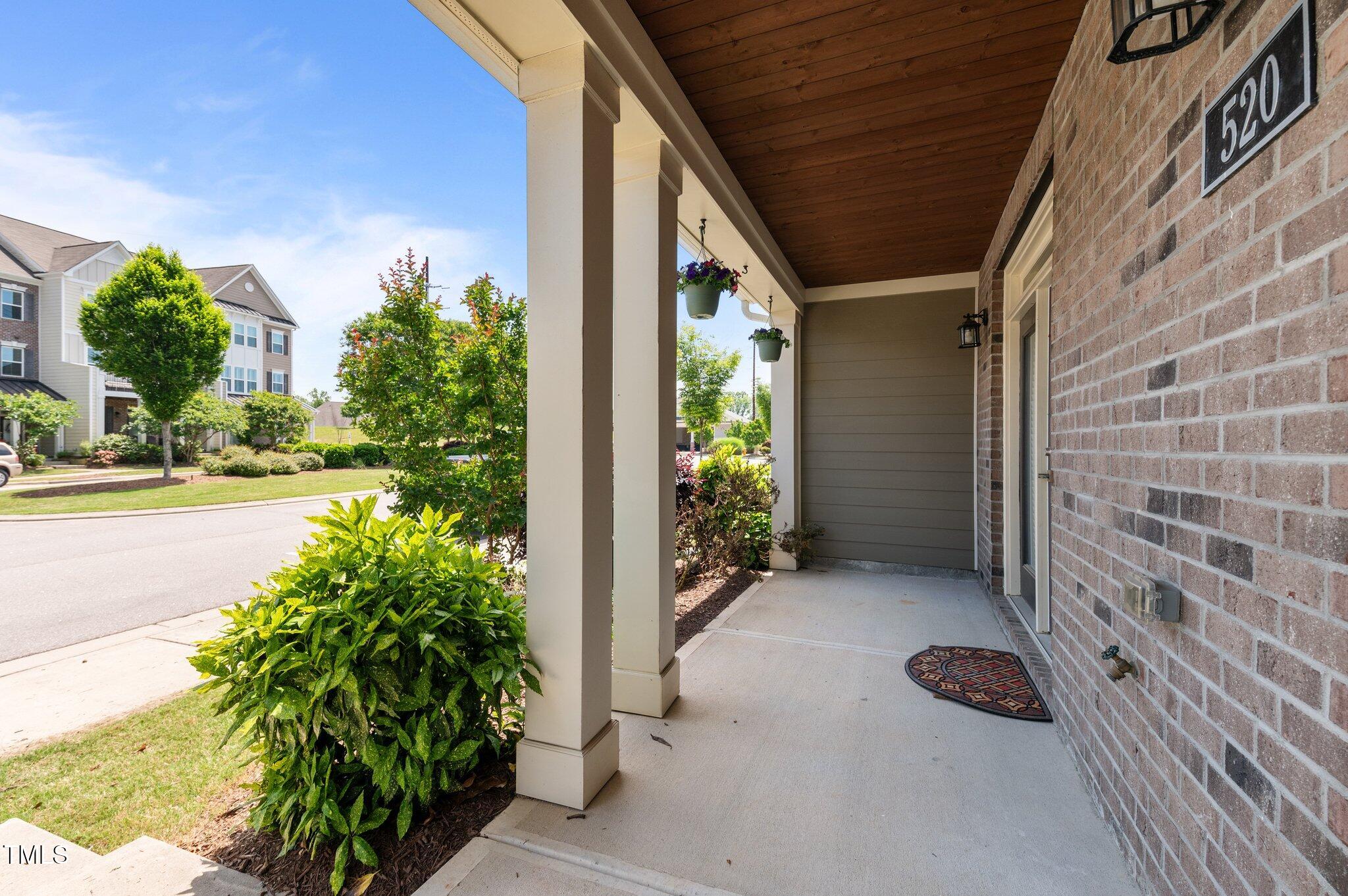 520 Austin View Boulevard