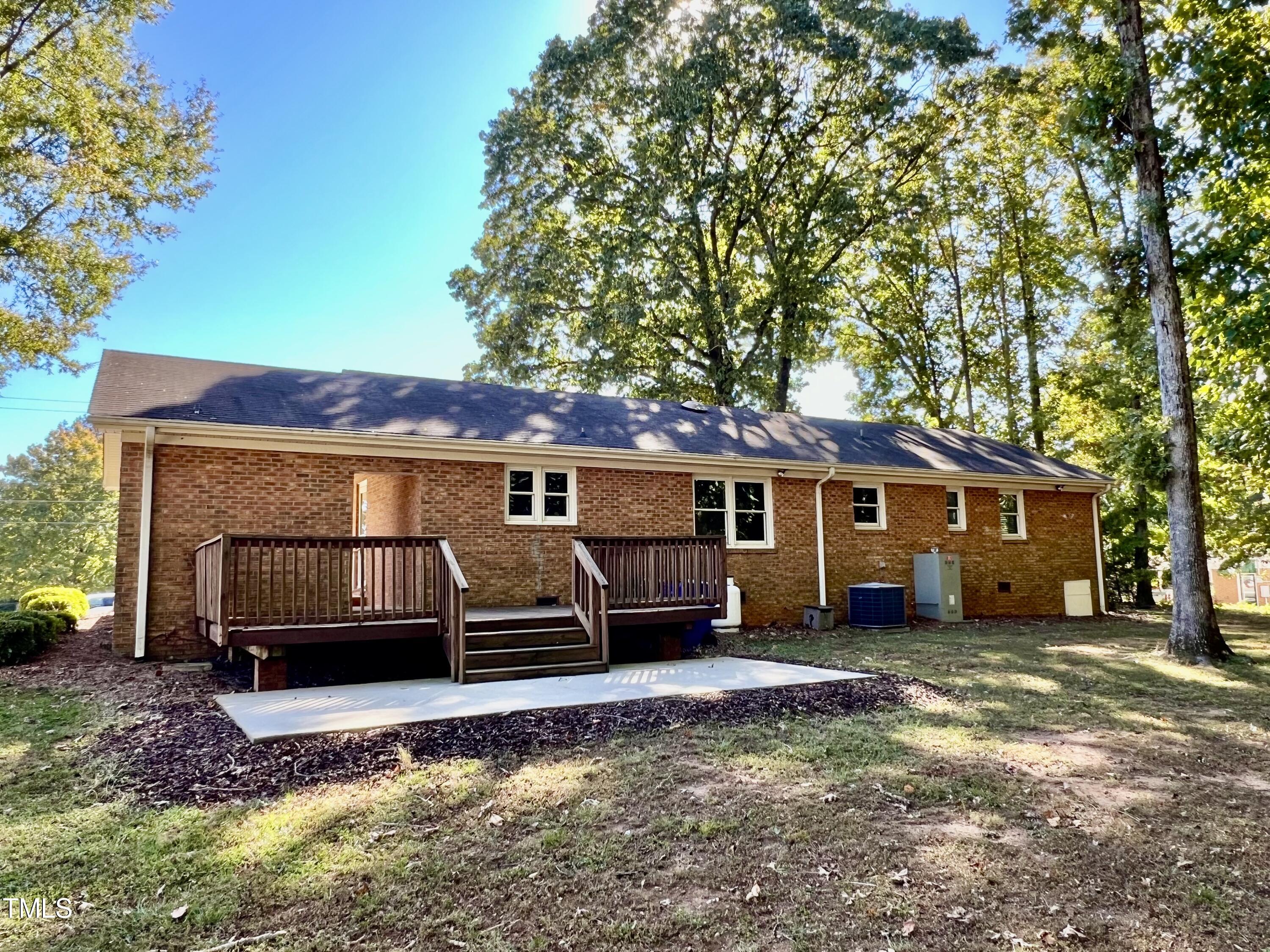 1016 Driftwood Drive