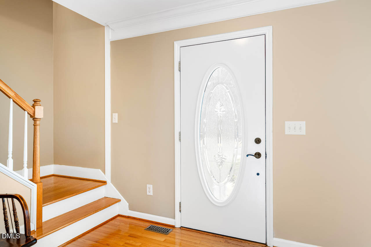 213 S English Hill Lane