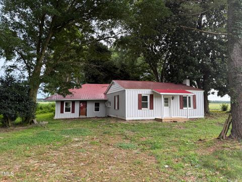 340 Jones Road Newton Grove NC 28366