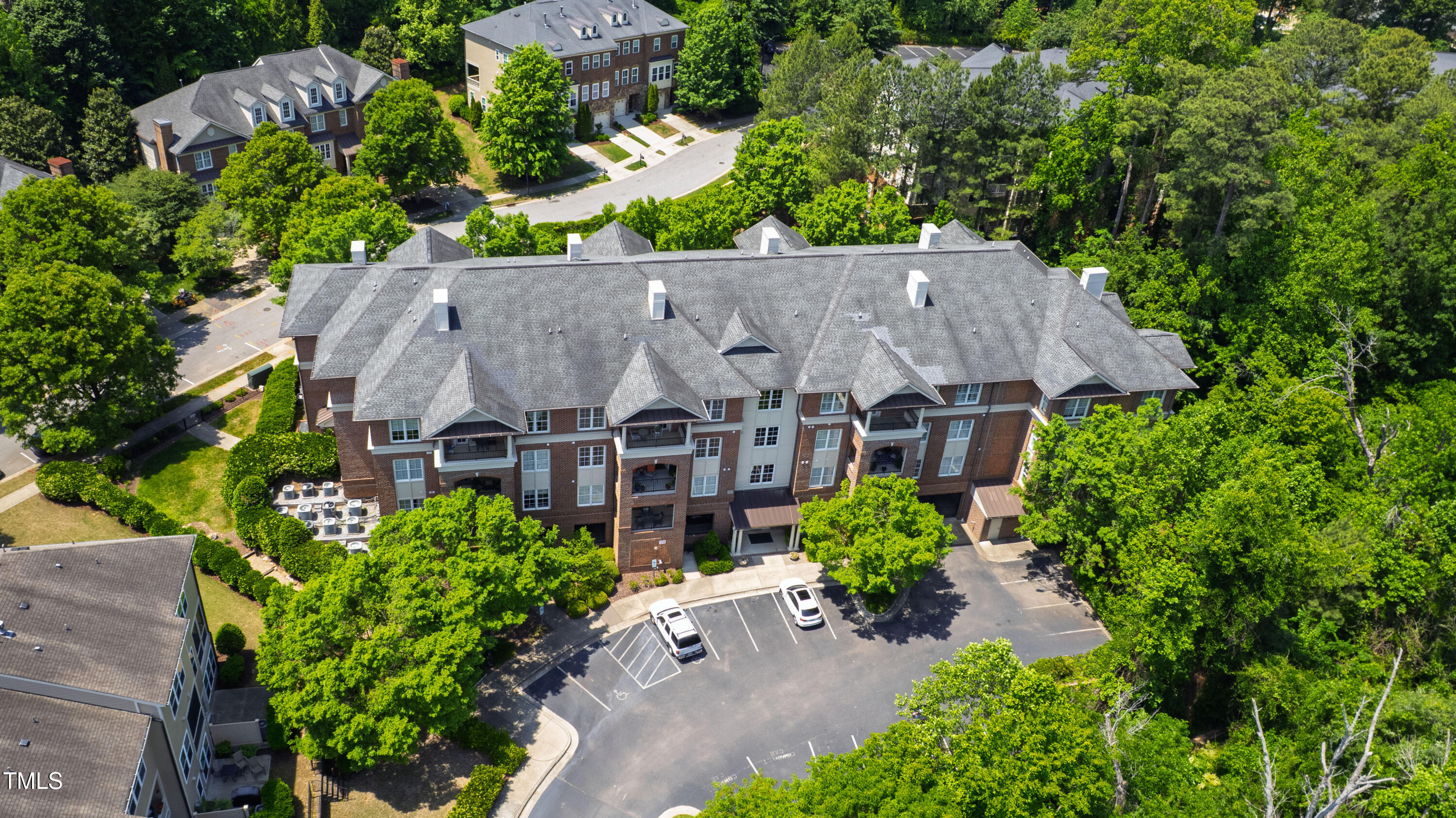 340 Allister Drive 201