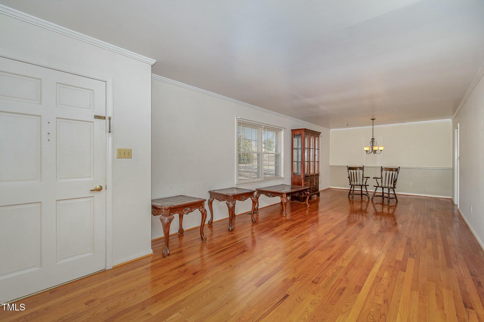 1103 Driftwood Drive