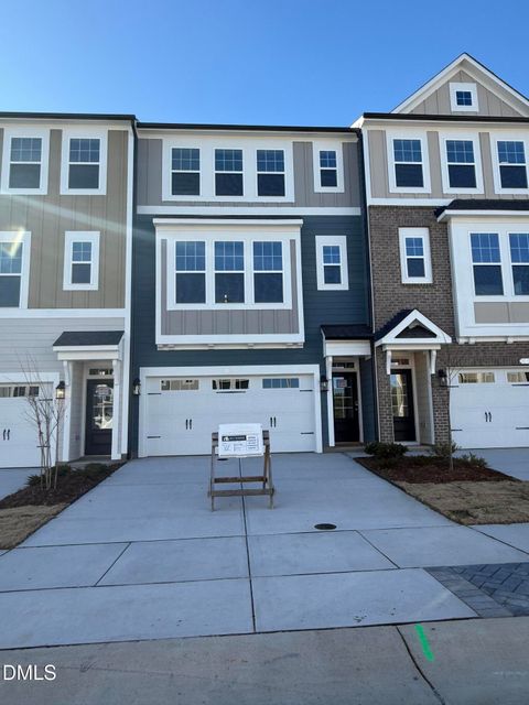 10033 Secluded Garden Drive 160 Apex NC 27523