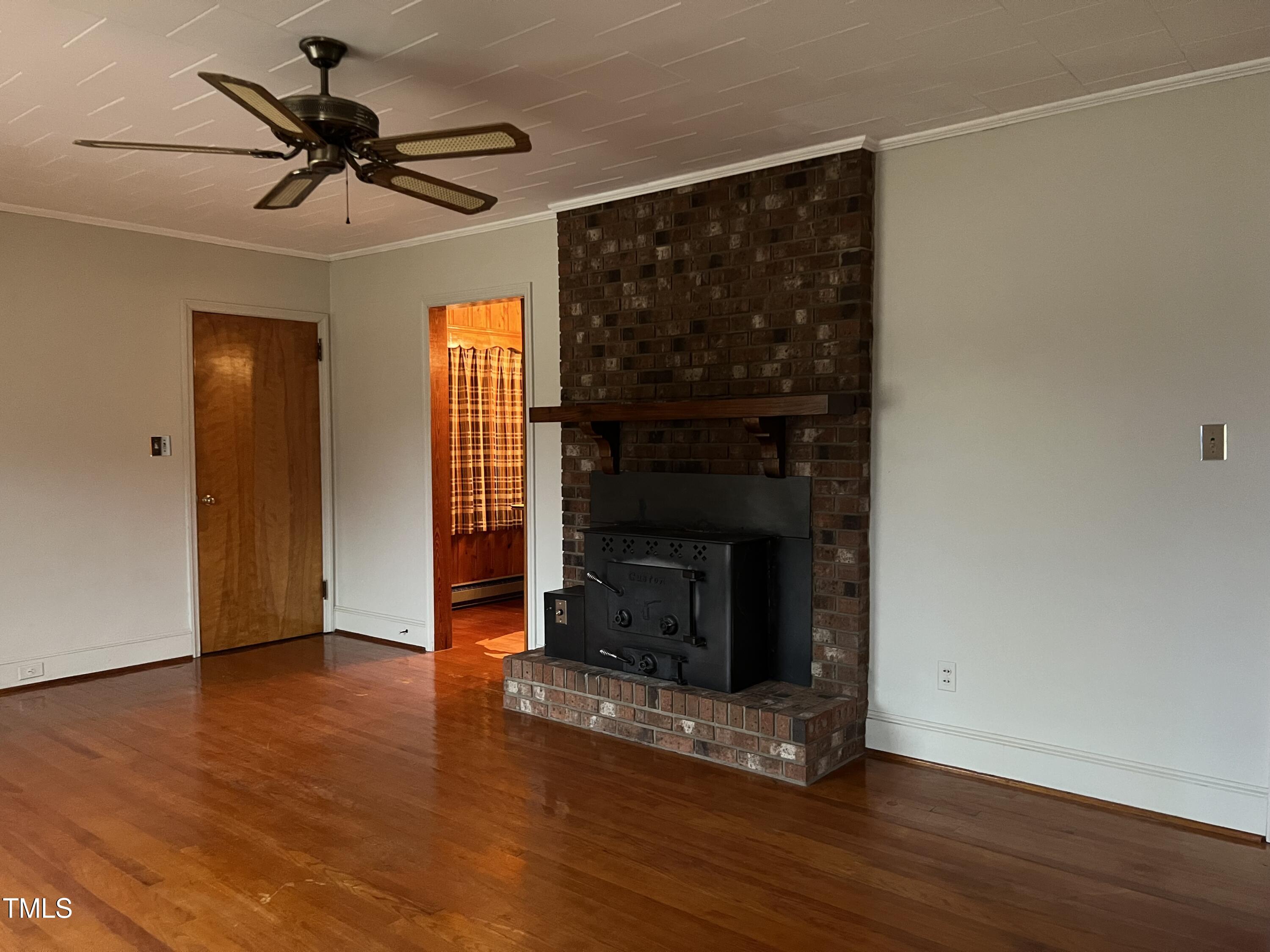 405 N Wilson Avenue