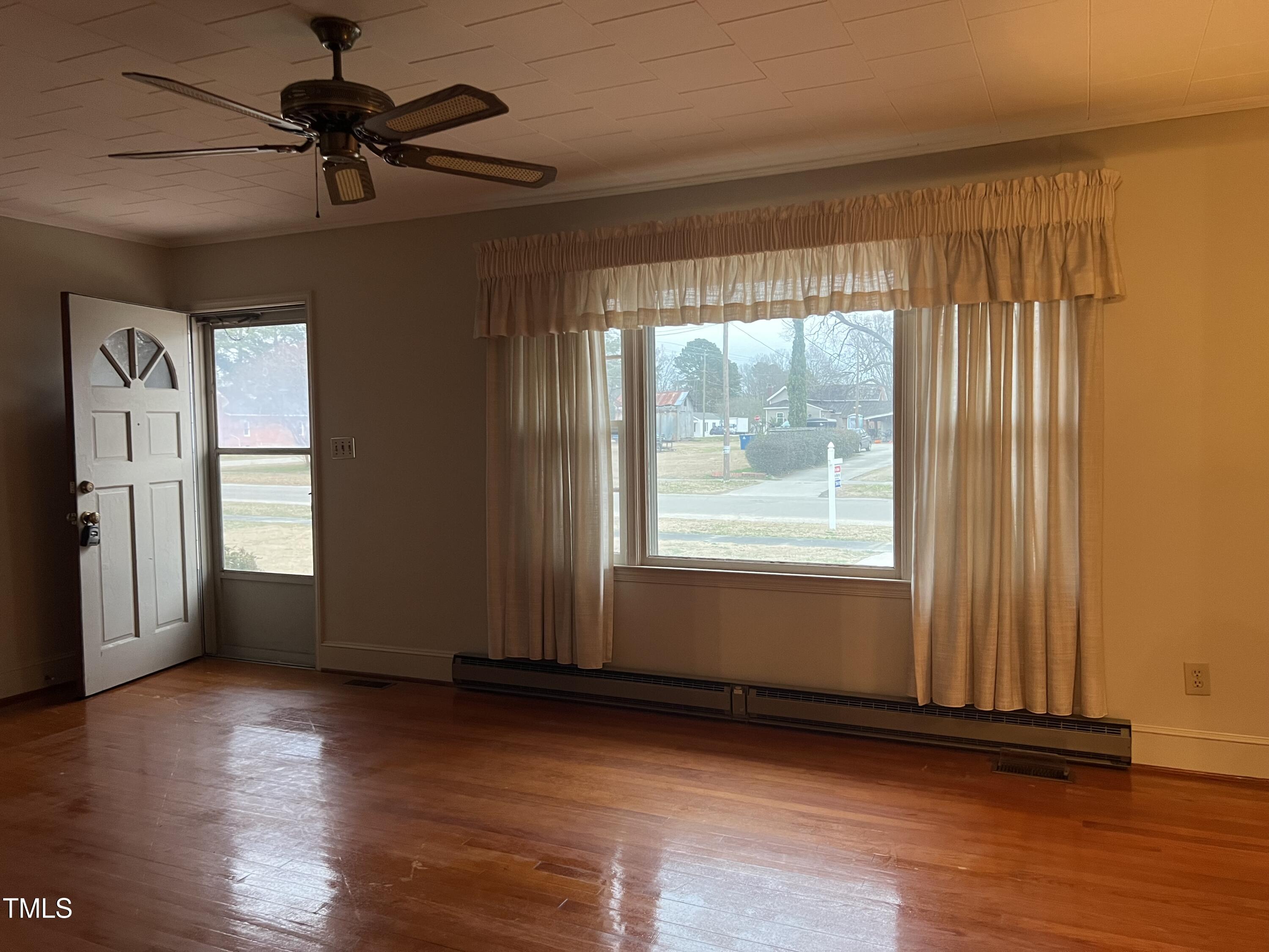 405 N Wilson Avenue