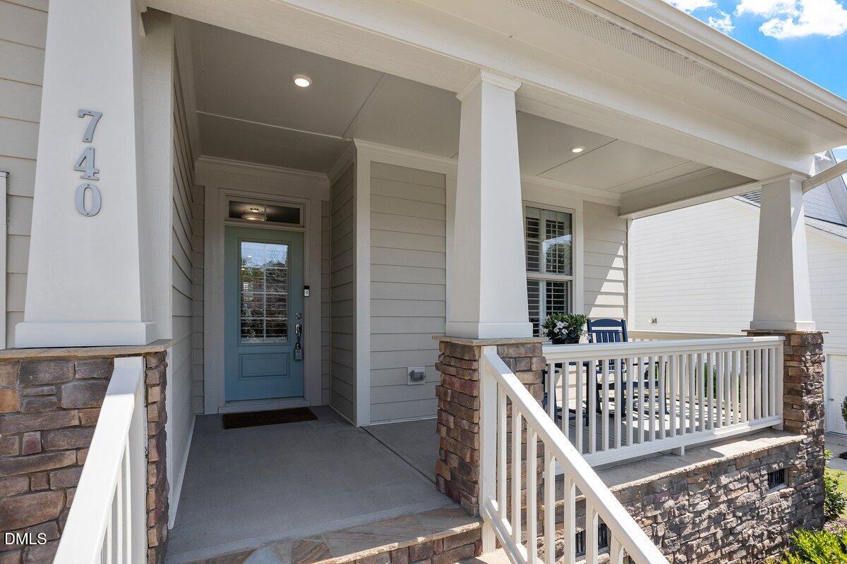 740 Sparrowhawk Lane