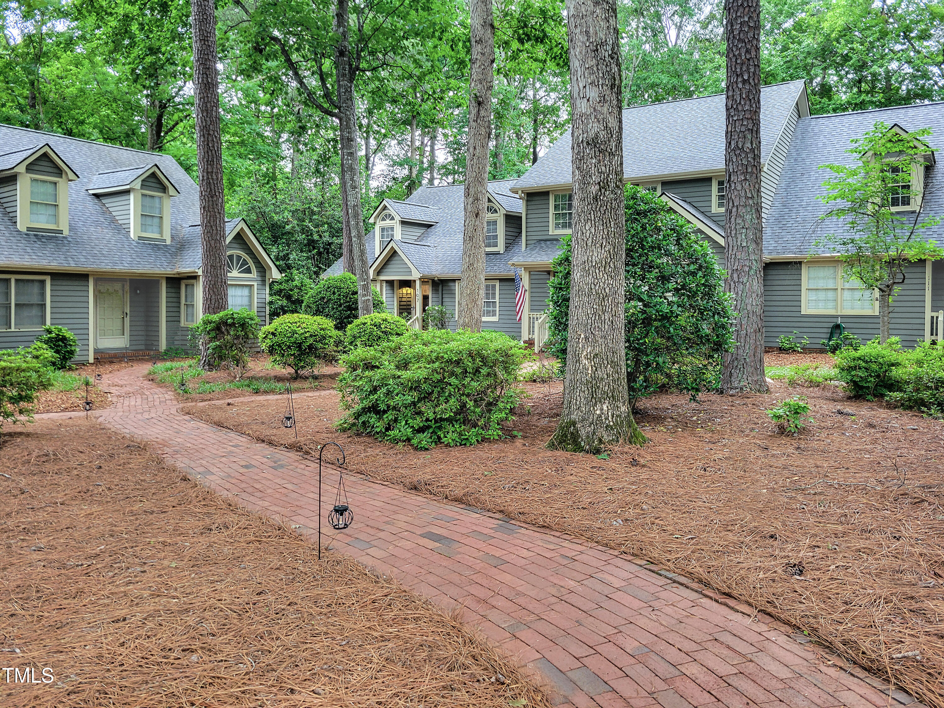 107 Long Shadow Lane