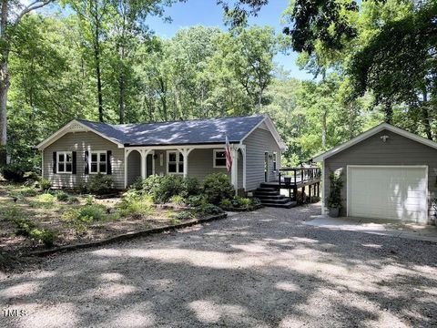8620 Glendale Drive Apex NC 27539