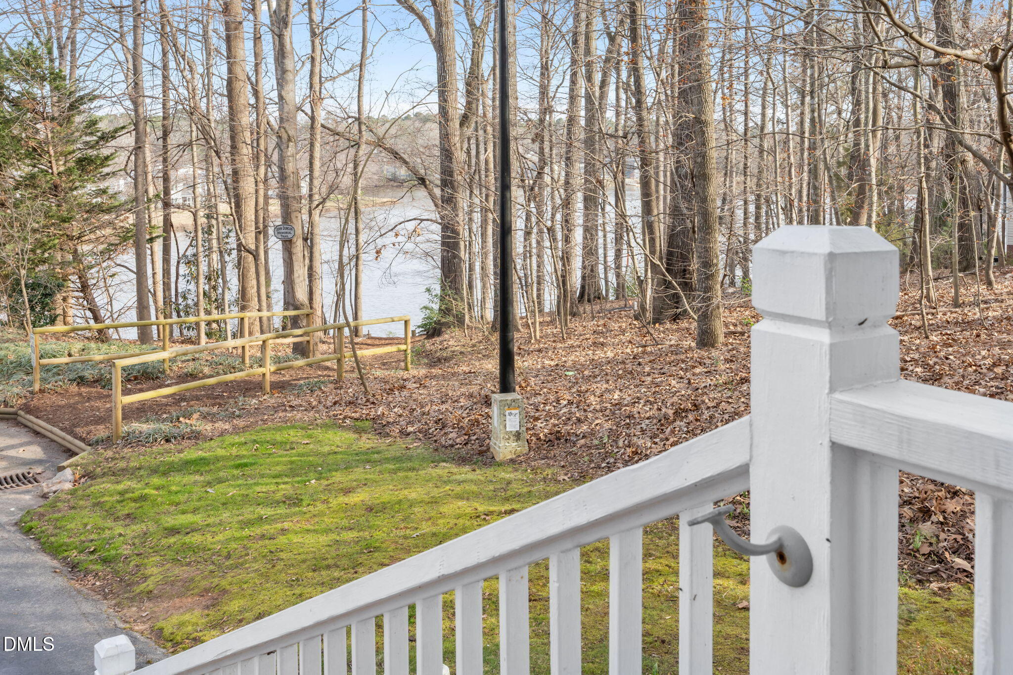 220 Riverwalk Circle