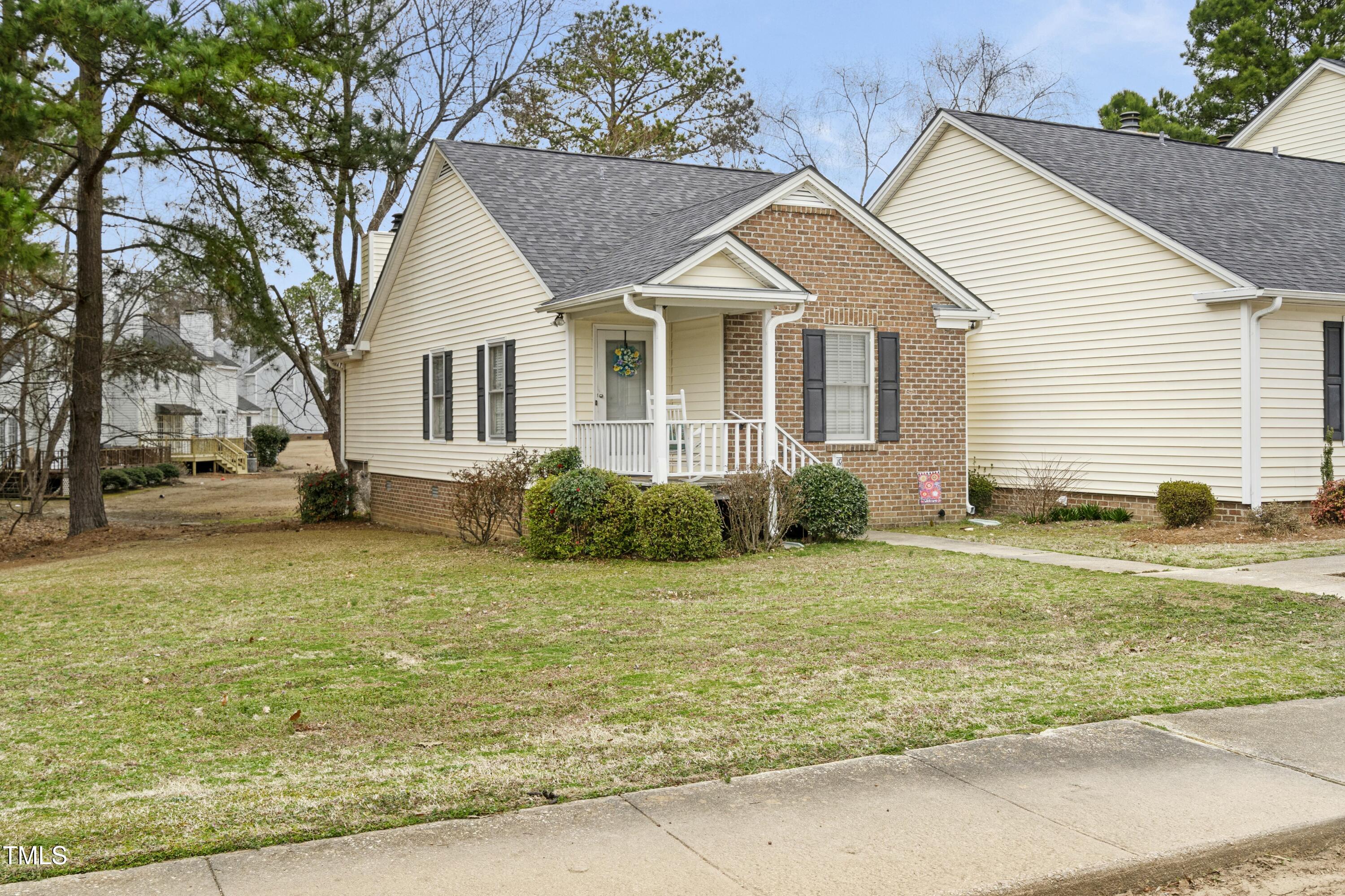 Listing image 4