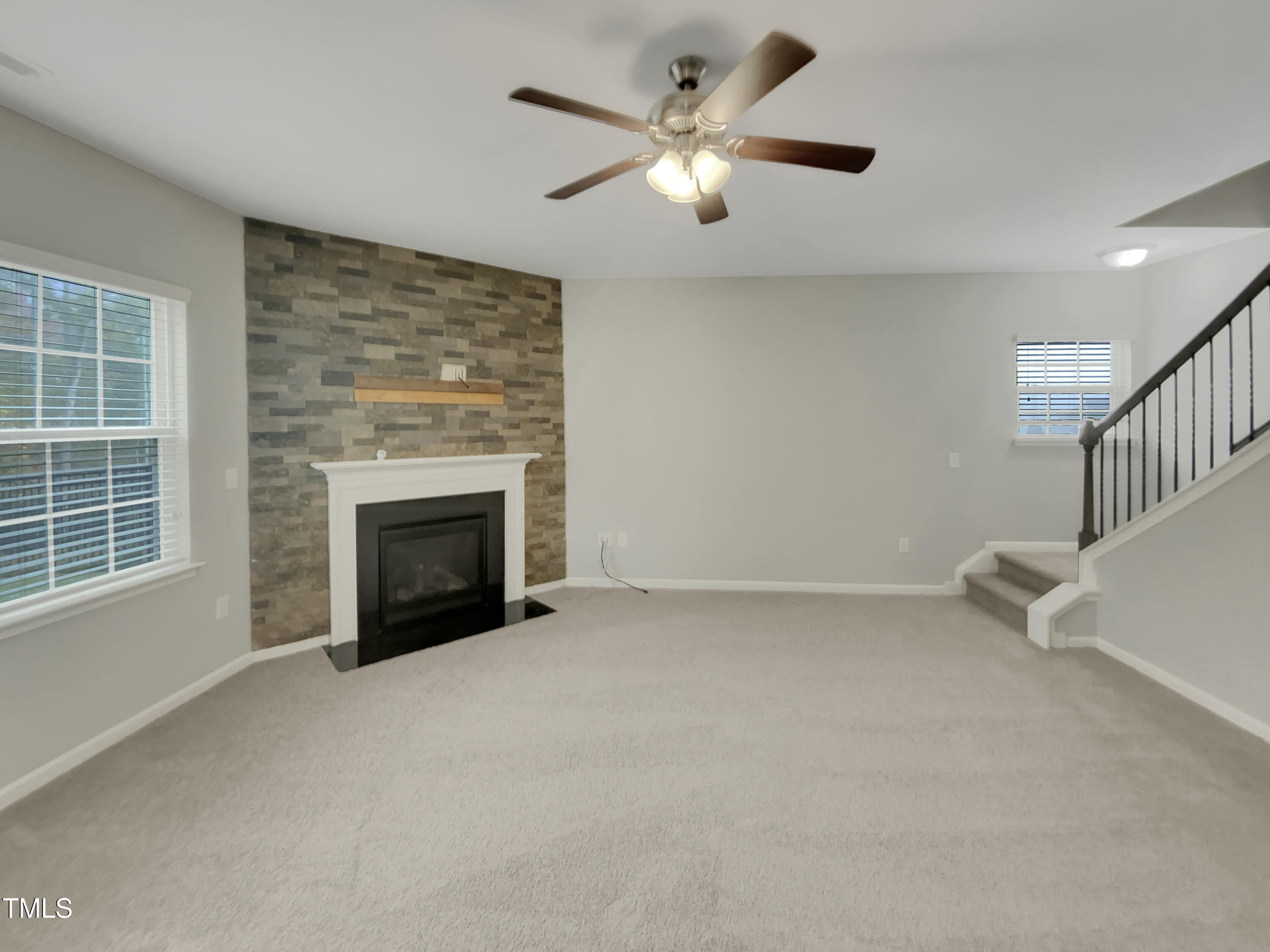 151 N Great White Way