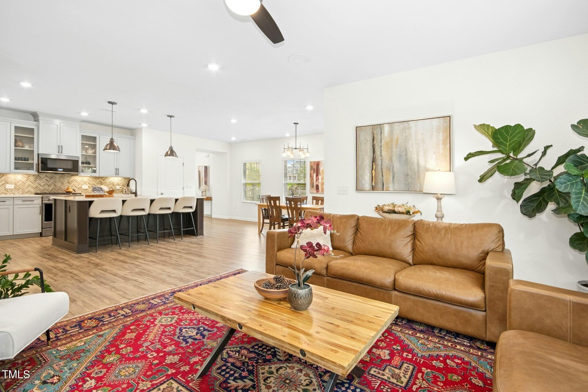 137 Azalea View Way