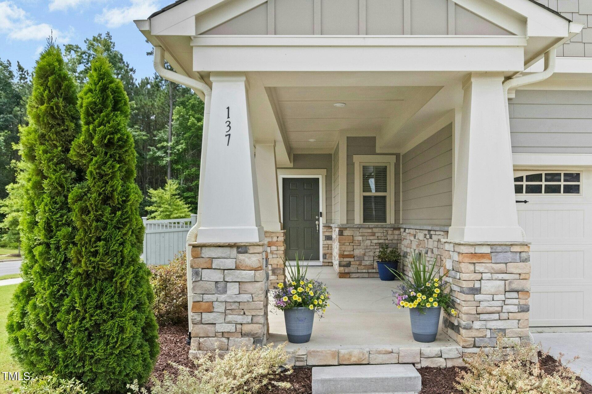 137 Azalea View Way
