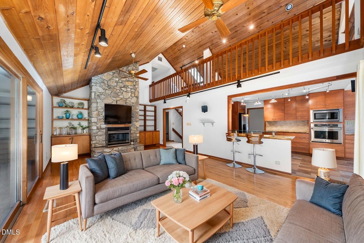 1412 Arboretum Drive