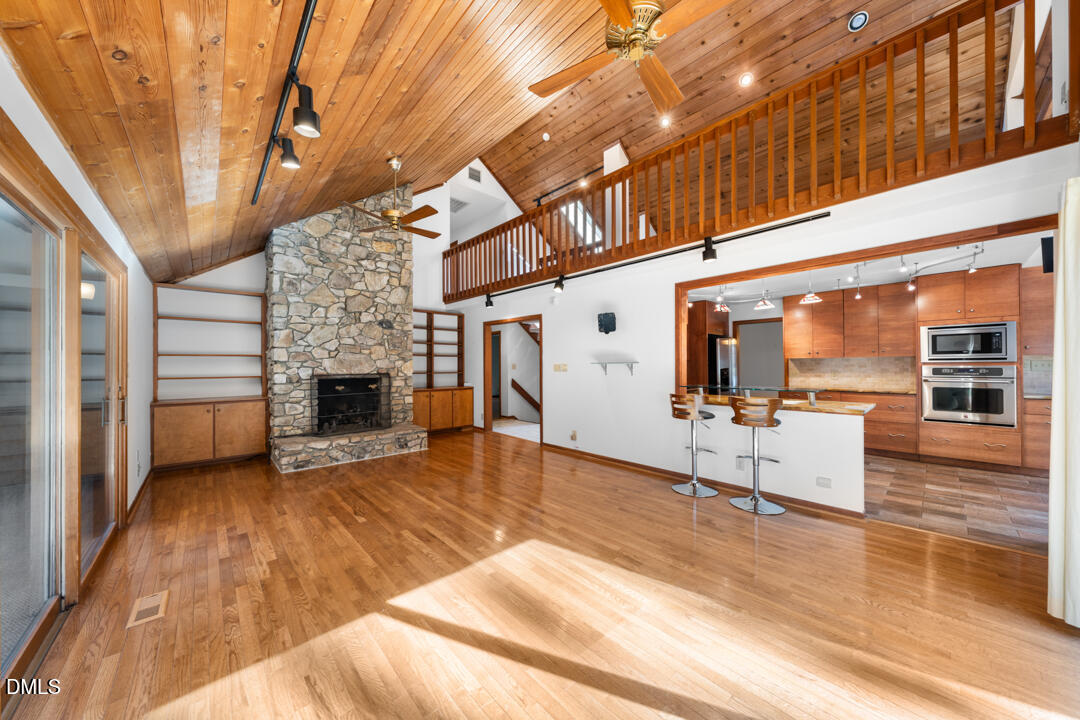 1412 Arboretum Drive