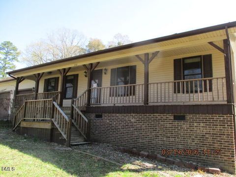 268 Fairlane Drive Roanoke Rapids NC 27870