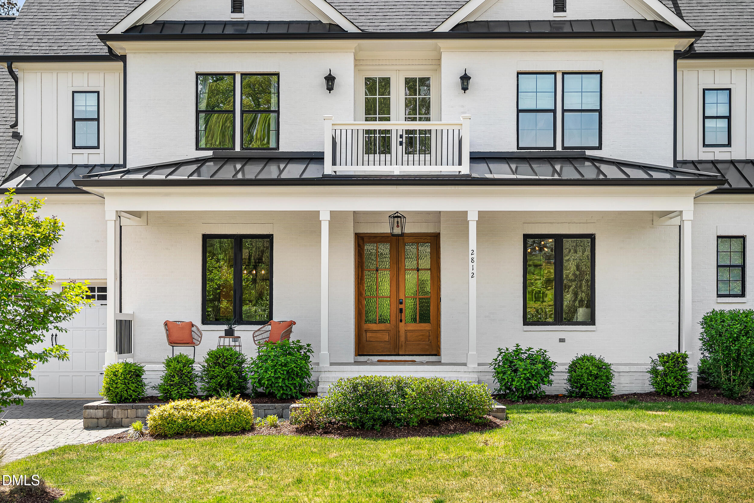 2812 Charleston Oaks Drive