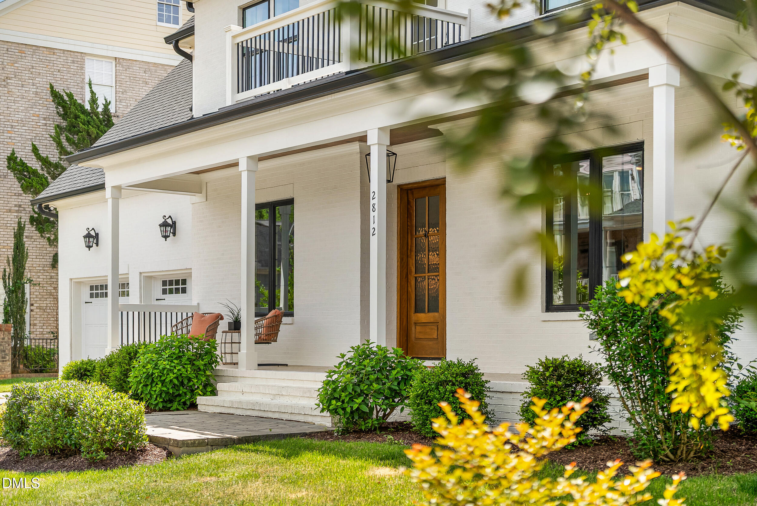 2812 Charleston Oaks Drive