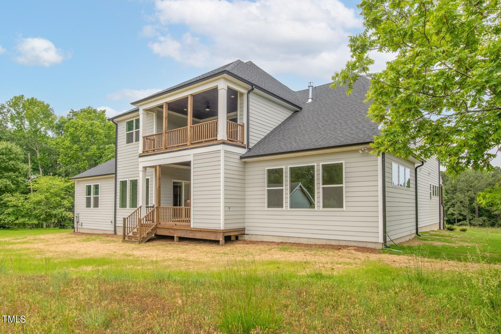 242 Lakestone Estates