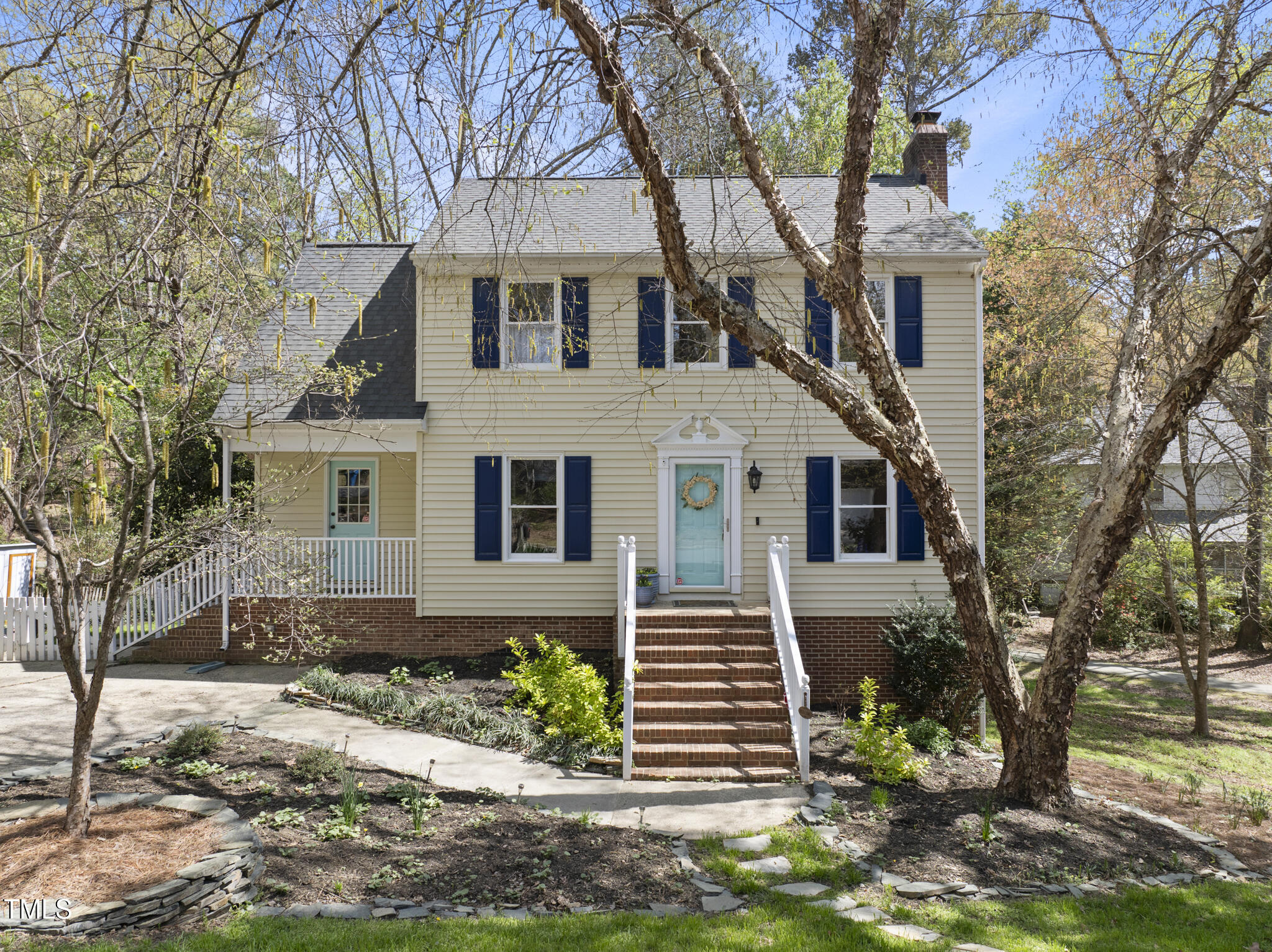 Durham, North Carolina 27713, United States, 4 Bedrooms Bedrooms, ,4 BathroomsBathrooms,Residential,Pending,102957