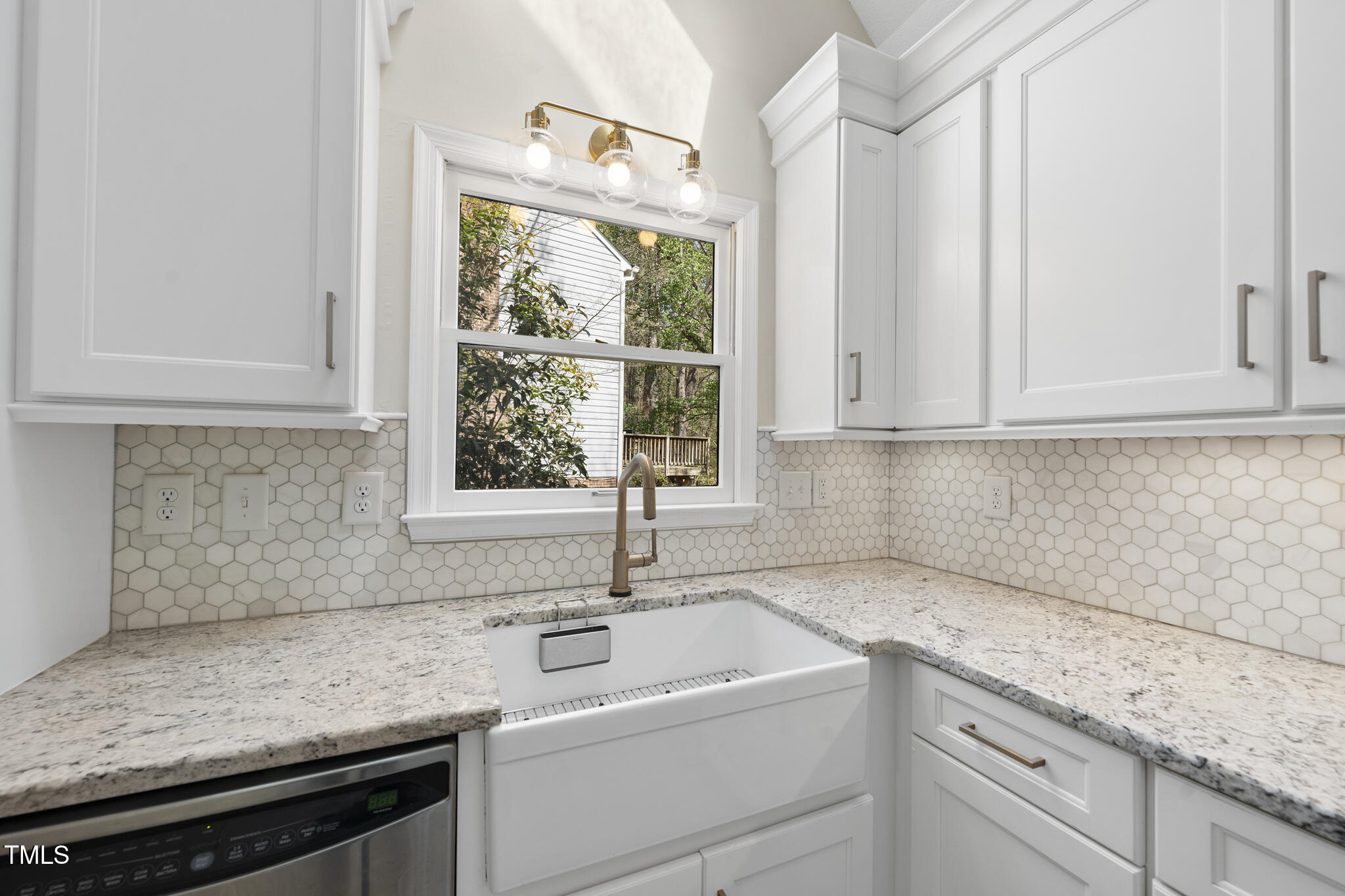 Durham, North Carolina 27713, United States, 4 Bedrooms Bedrooms, ,4 BathroomsBathrooms,Residential,Pending,102957