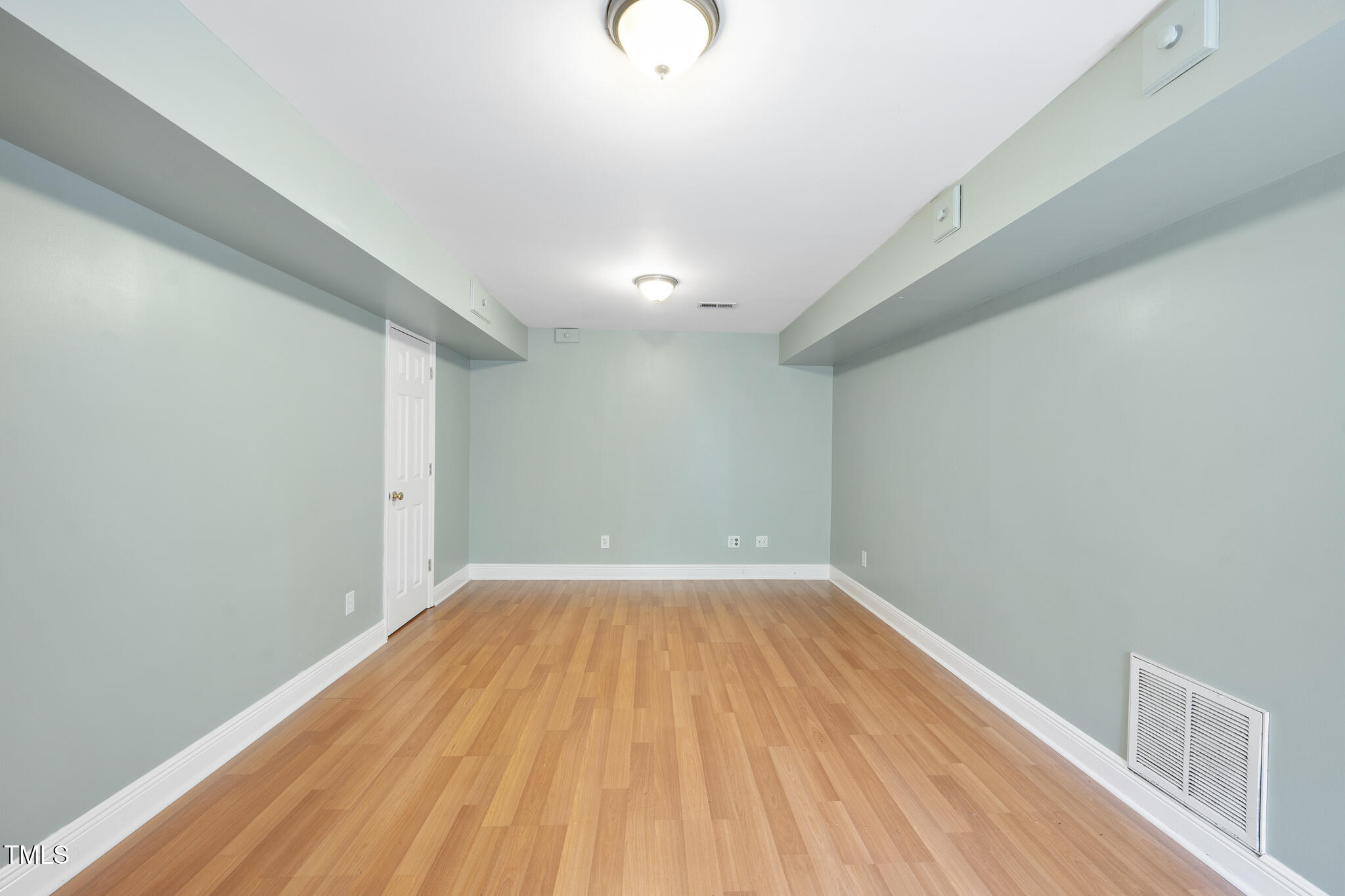 Durham, North Carolina 27713, United States, 4 Bedrooms Bedrooms, ,4 BathroomsBathrooms,Residential,Pending,102957