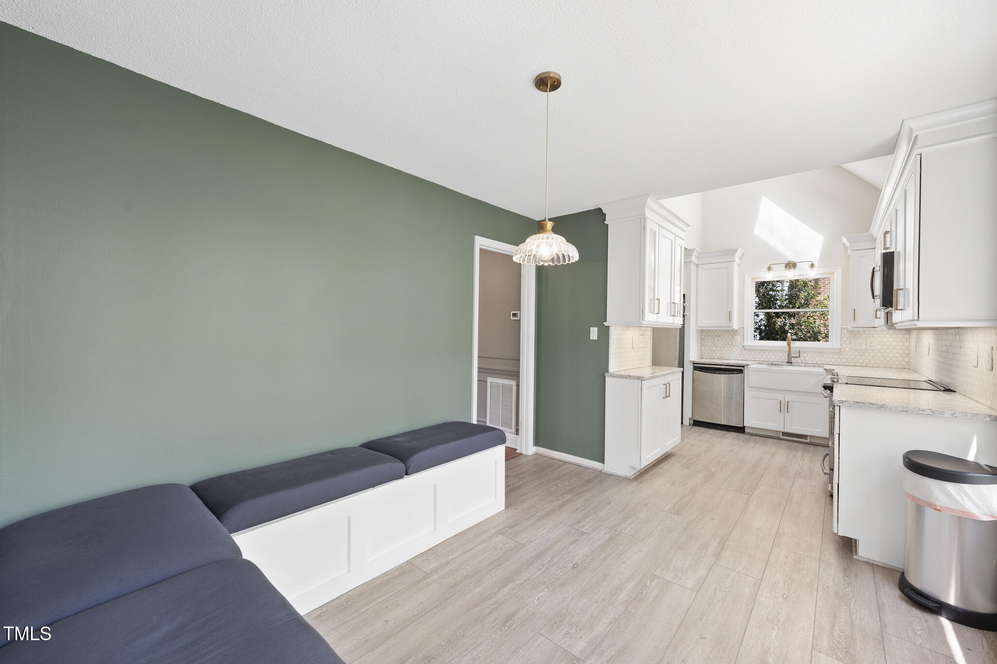 Durham, North Carolina 27713, United States, 4 Bedrooms Bedrooms, ,4 BathroomsBathrooms,Residential,Pending,102957