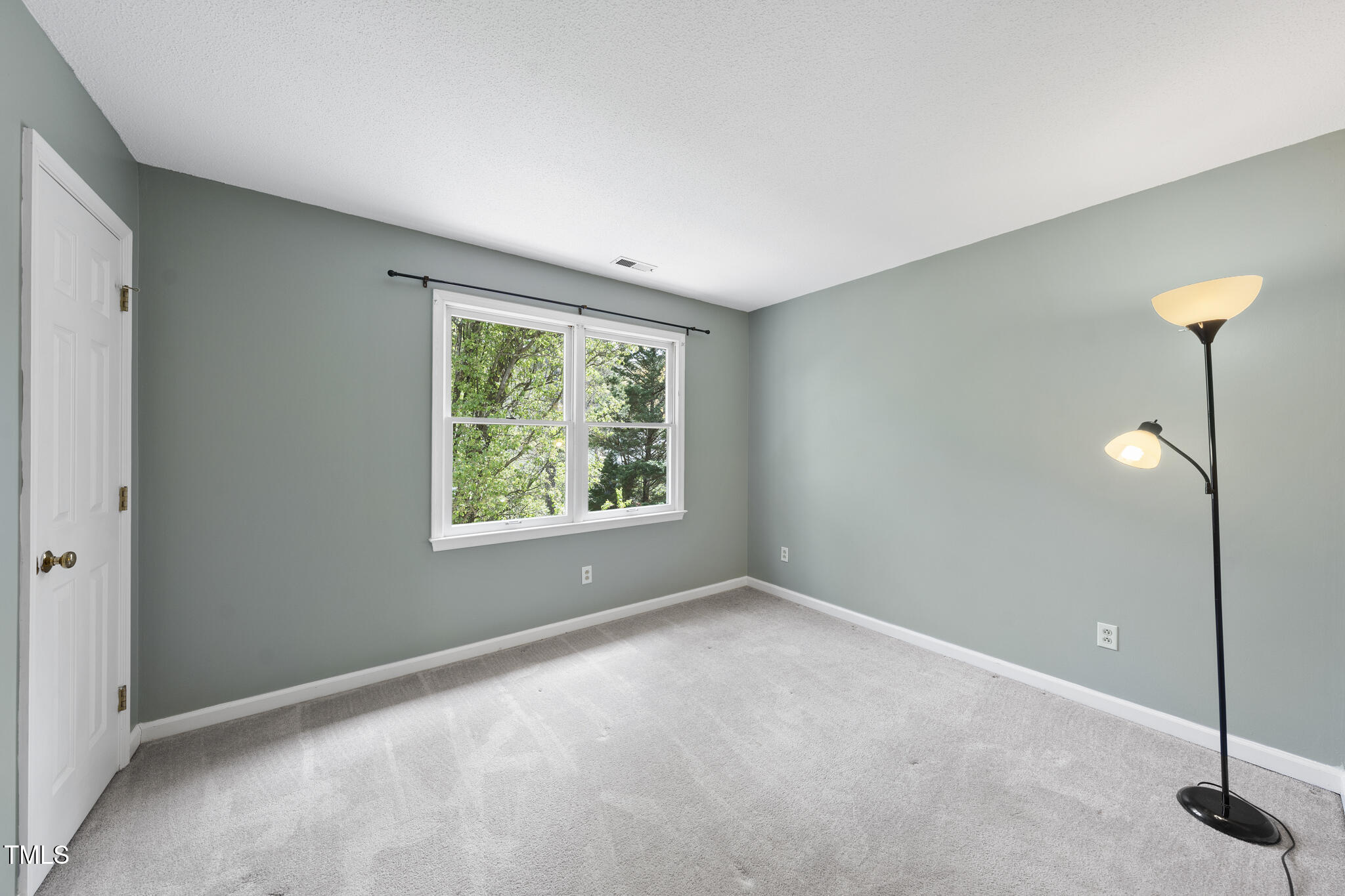 Durham, North Carolina 27713, United States, 4 Bedrooms Bedrooms, ,4 BathroomsBathrooms,Residential,Pending,102957