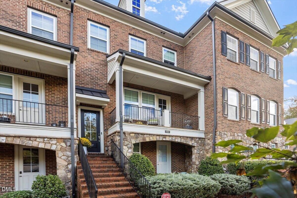 887 Wake Towne Drive