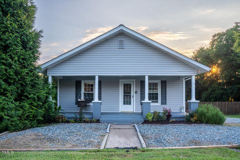 A home in Haw River