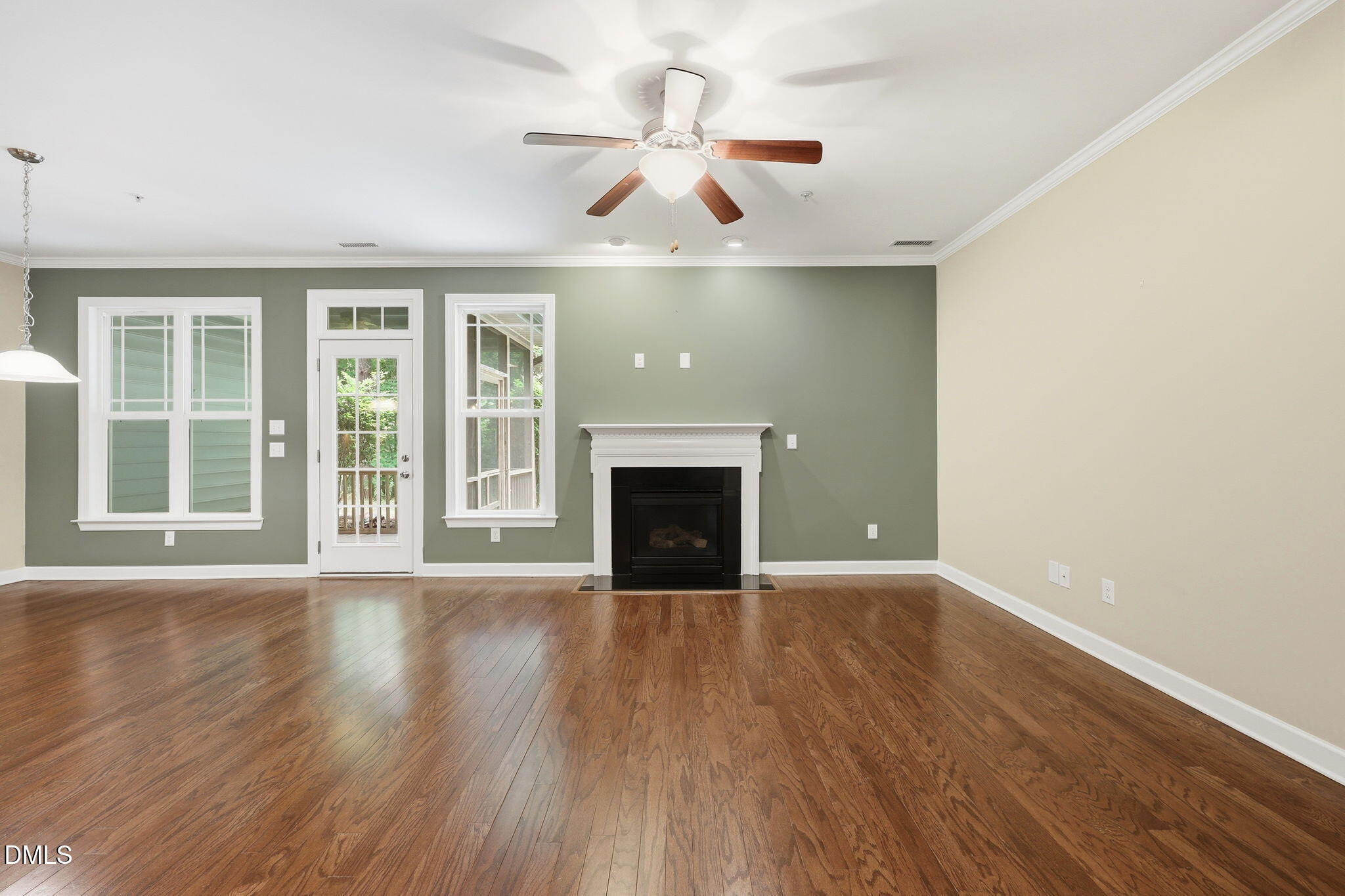 320 Rose Walk Lane