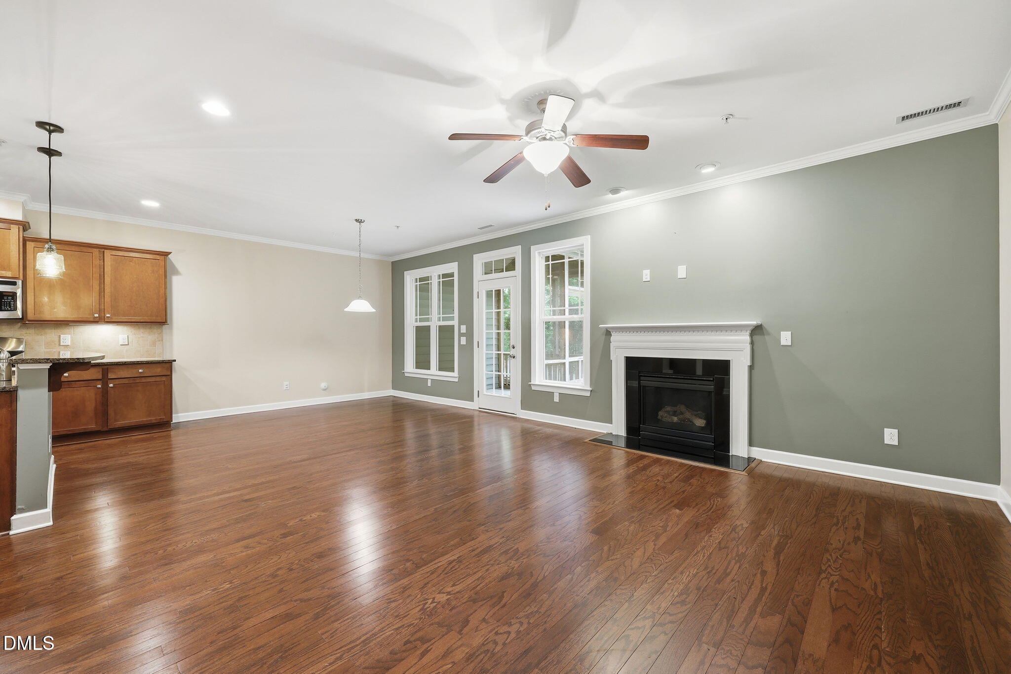 320 Rose Walk Lane