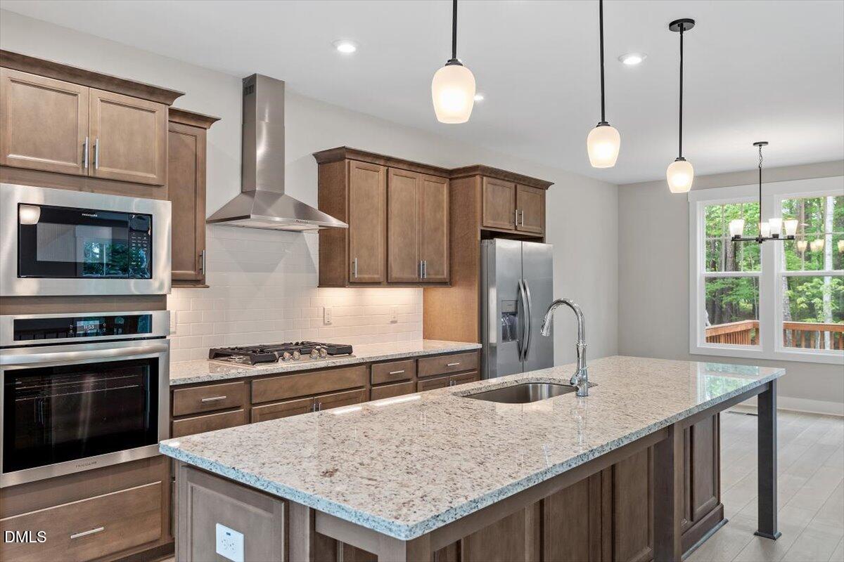 1113 Blackthorn Lane