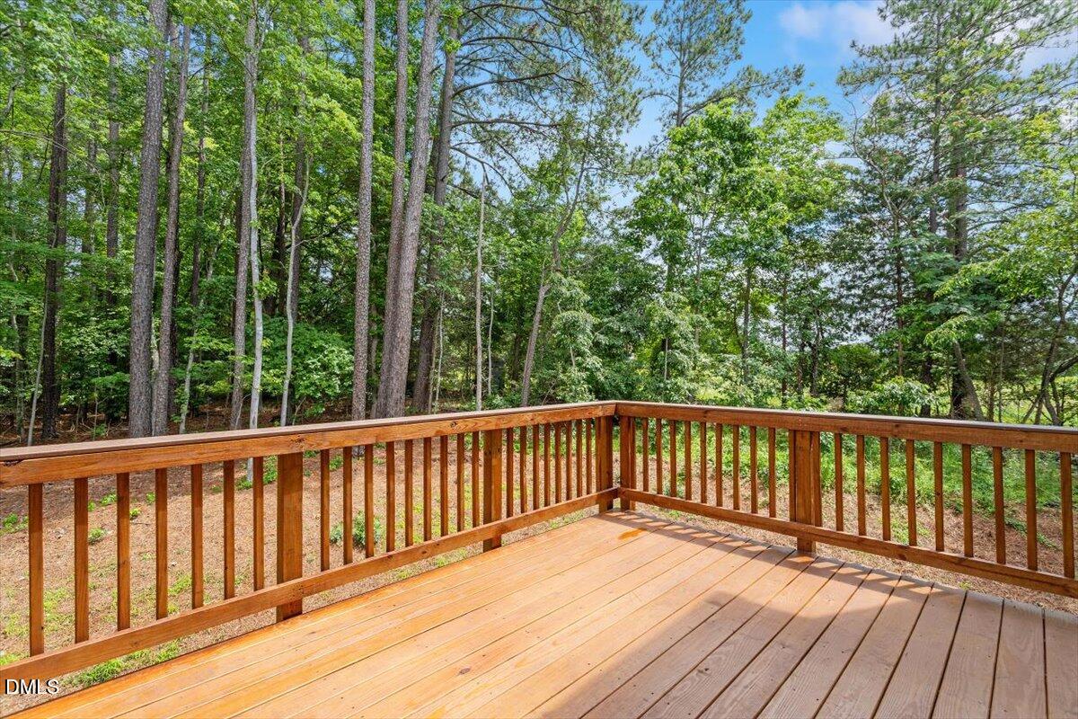1113 Blackthorn Lane