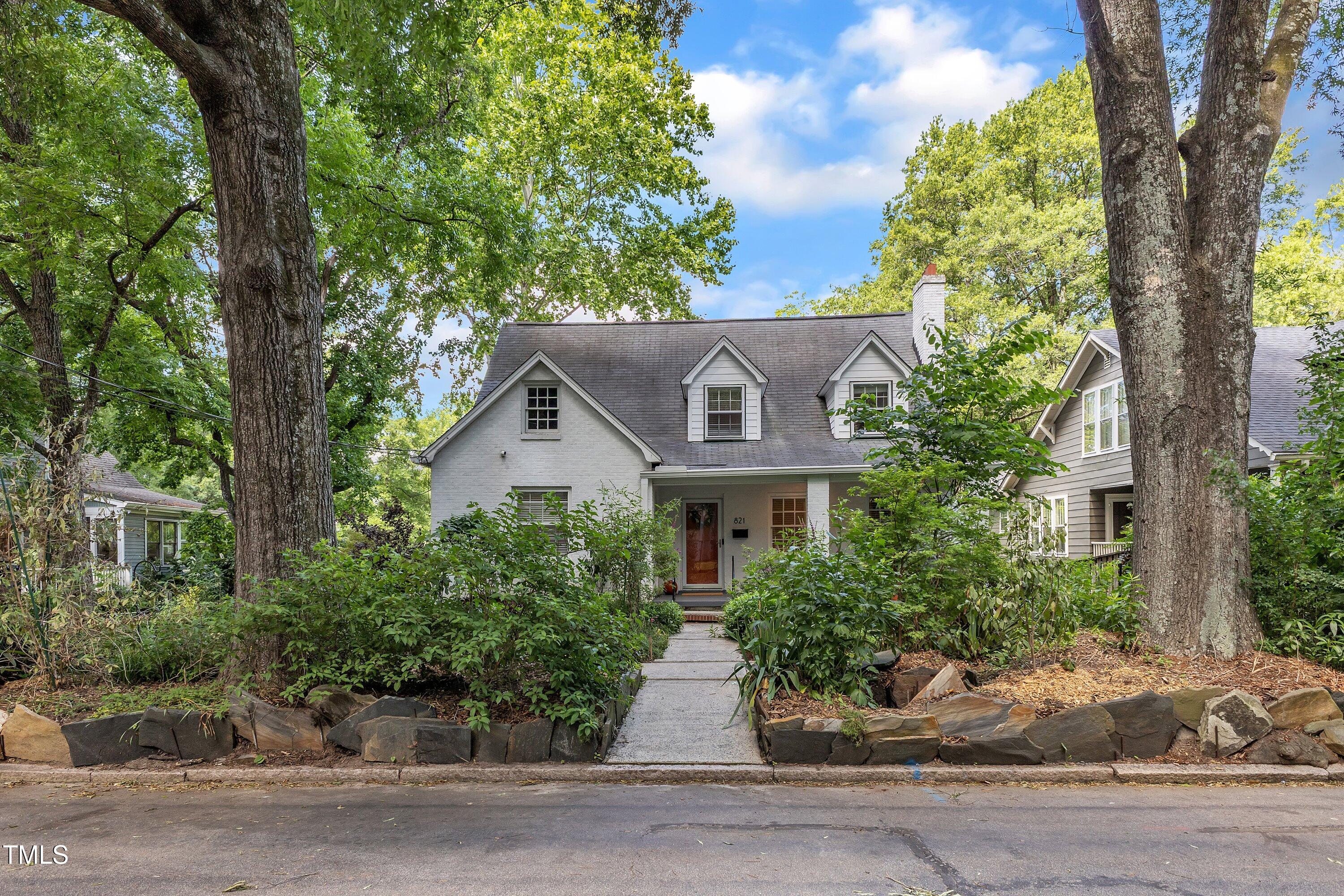821 Onslow Street
