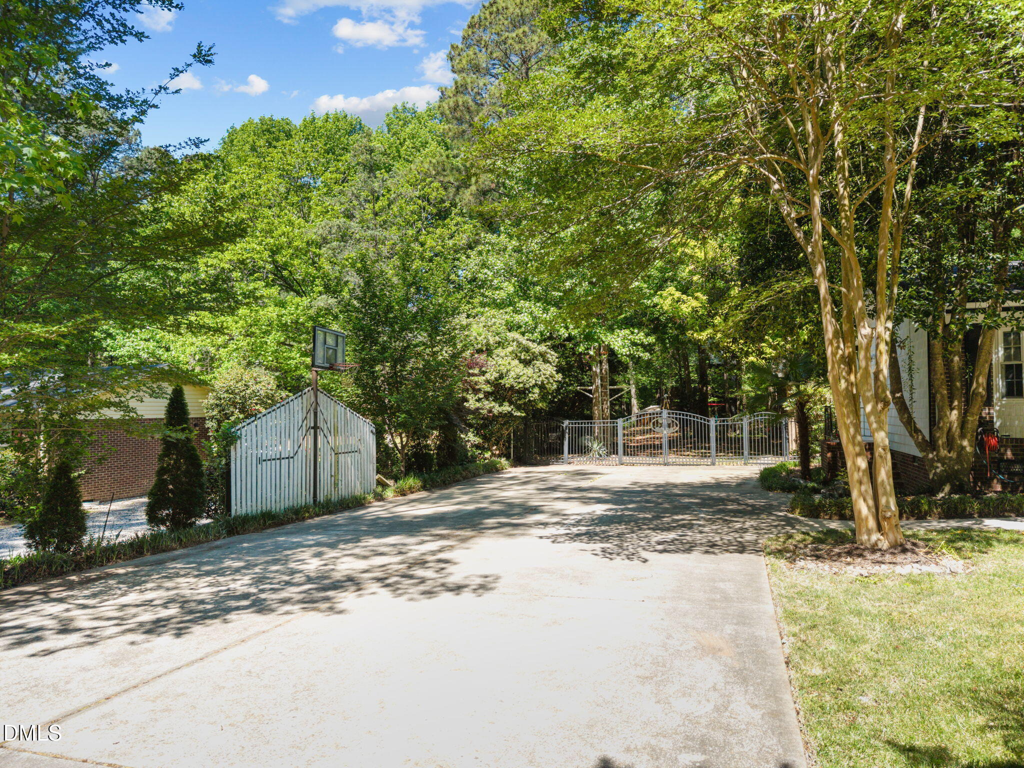 9212 Holly Springs Road