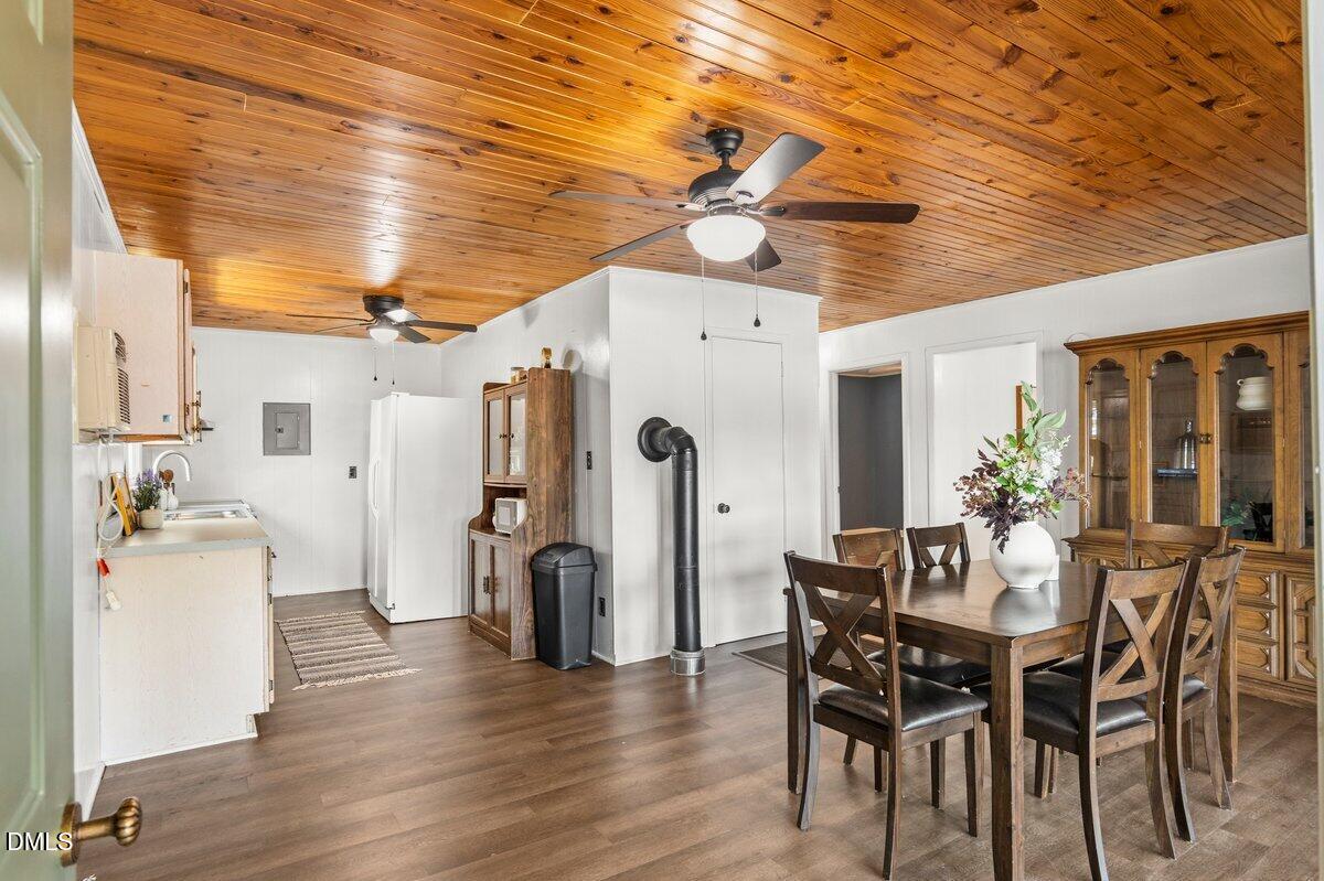 65 Sparrow Circle