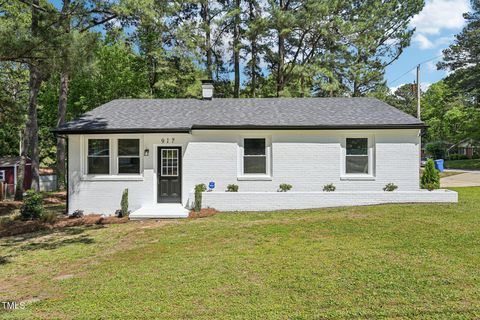 917 Meadow Street S Wilson NC 27893