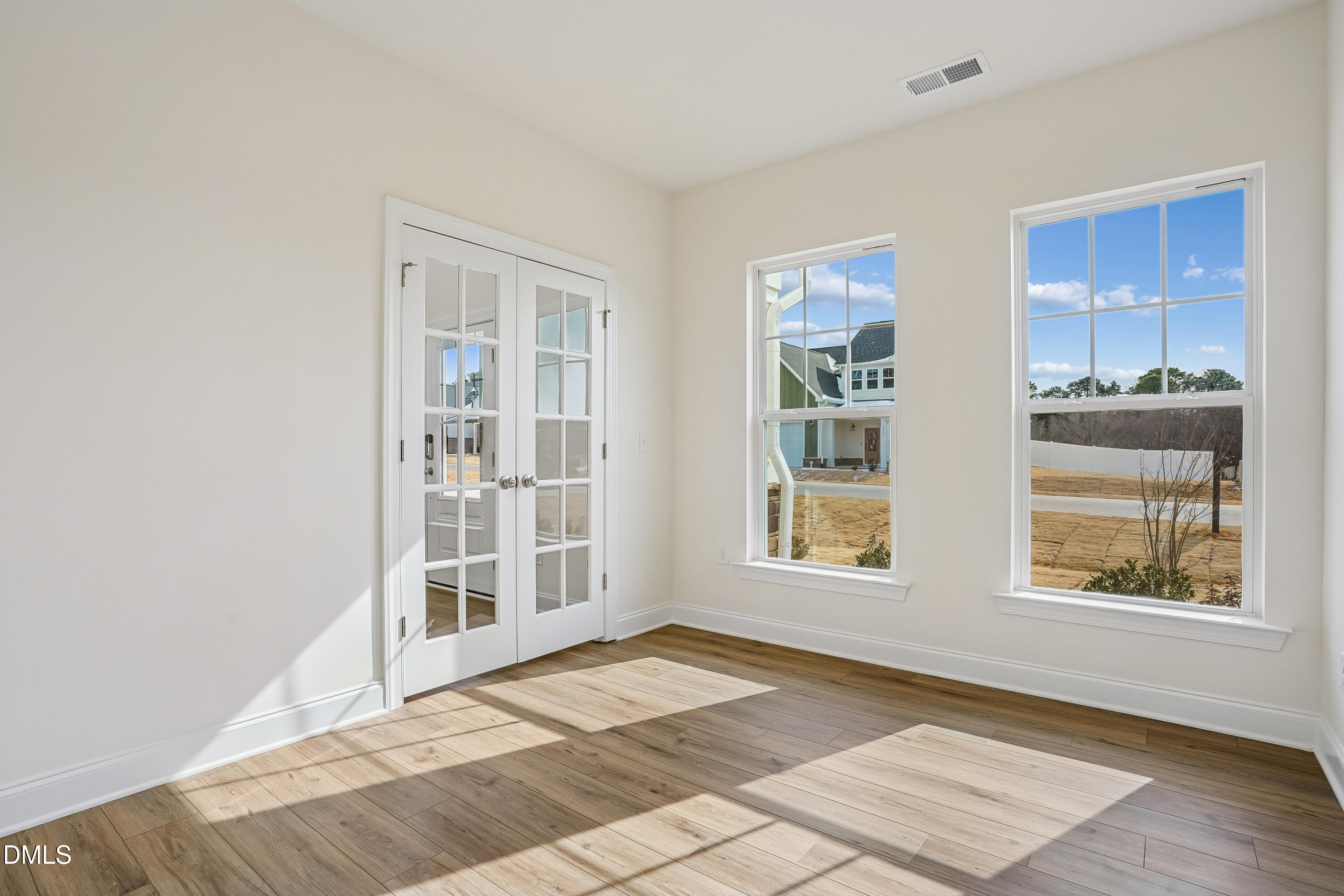 9517 Wood River Drive