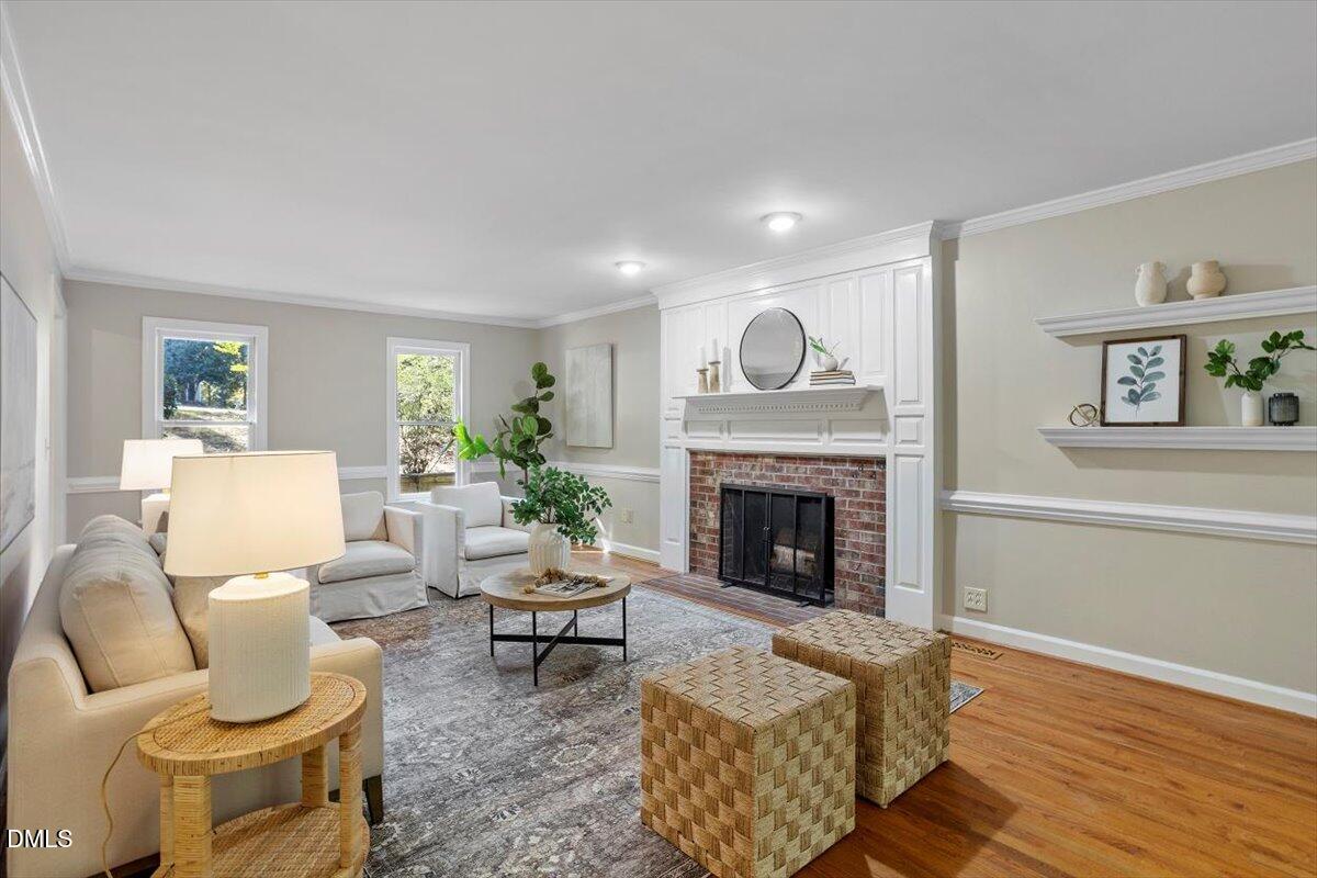 18 W Bridlewood Trail