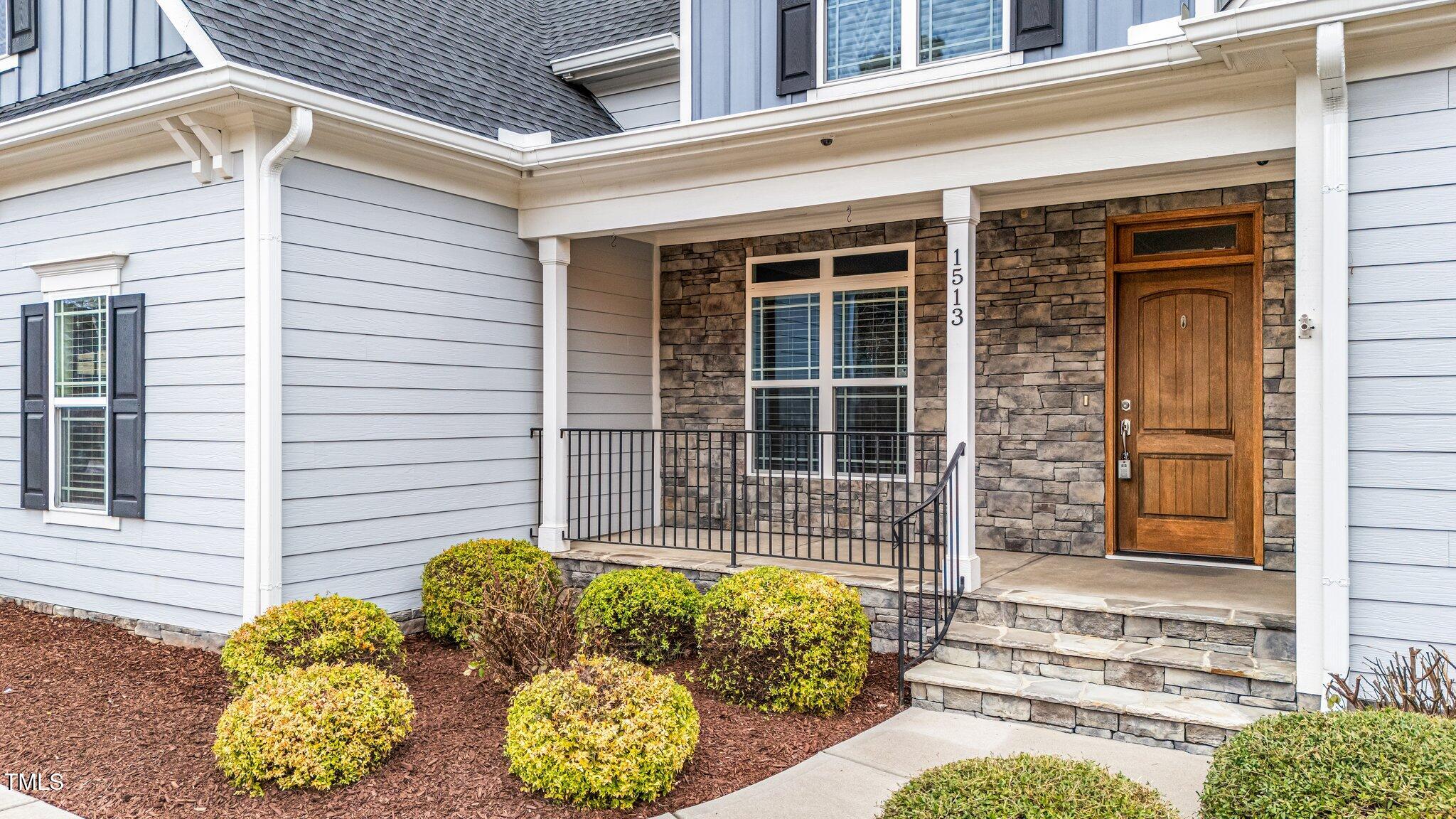 1513 Hoke Landing Lane