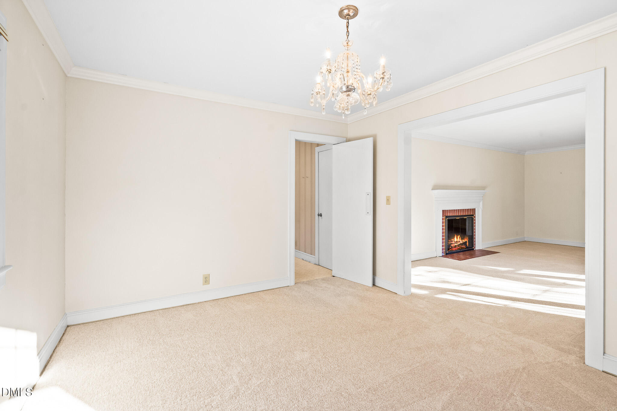 1021 Tarleton Avenue